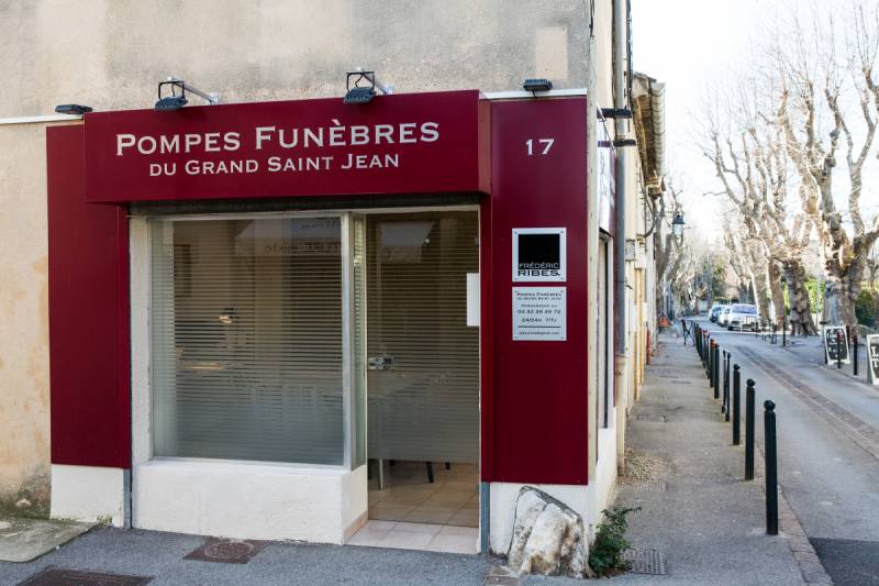 Pompes Funèbres du Grand Saint-Jean, pompes funèbres et articles funéraires à Puyricard Aix-en-Provence