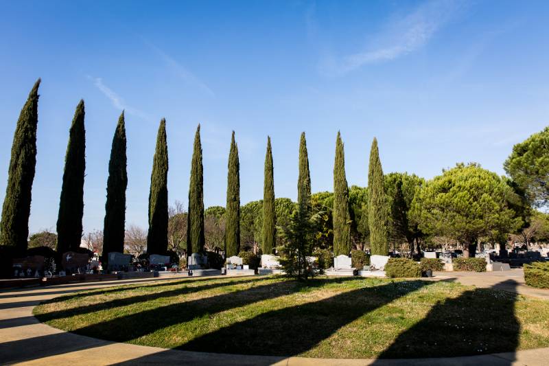 Pompes Funèbres du Pays Aixois la marbrerie funéraire et les monuments funéraires à Aix-en-Provence